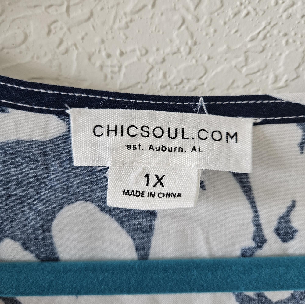 NWOT! Chic Soul Navy and White Boho Floral Mini Dress with Flutter Sleeves! - Picture 6 of 10